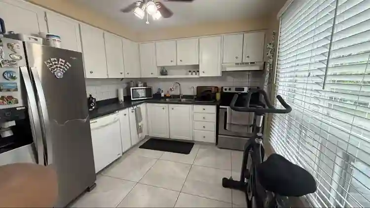 Rooms
for rent in brampton