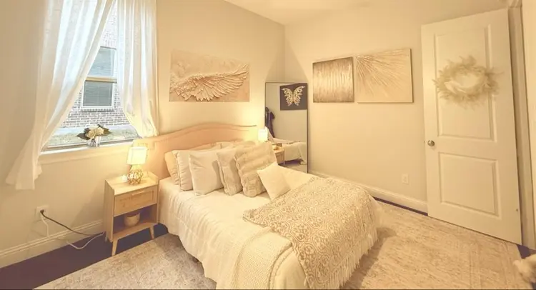 Luxurious room for rent in Frisco.