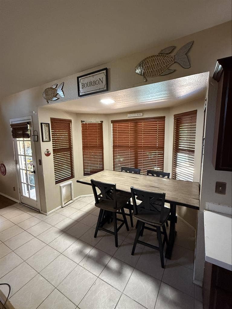 Roomate for home in Gilbert