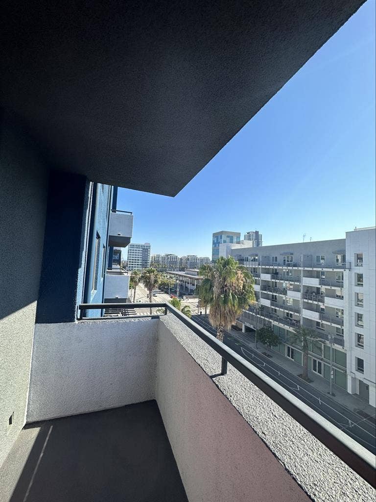 Looking for a responsible roommate