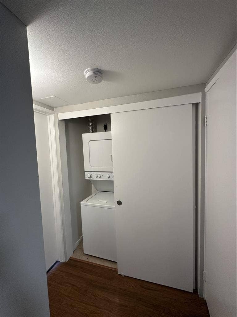 Looking for a responsible roommate