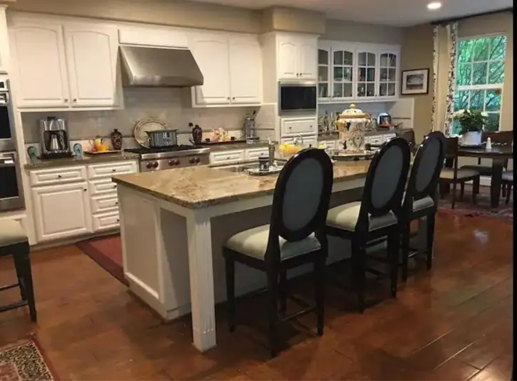 Marin Country Club Area Ensuite