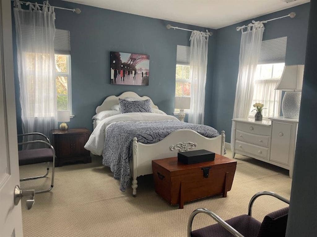 Marin Country Club Area Ensuite