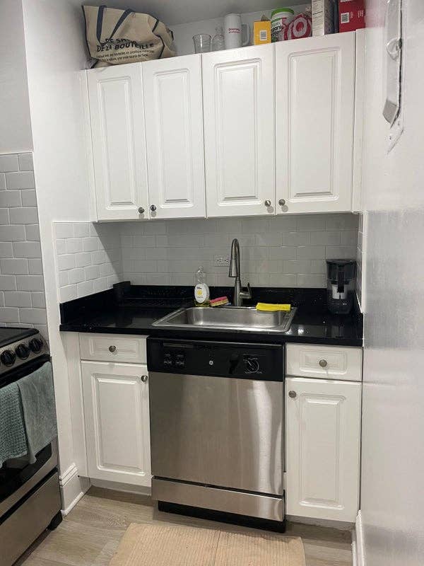 ✨True Bed w/ Walkin Closet Midtown✨