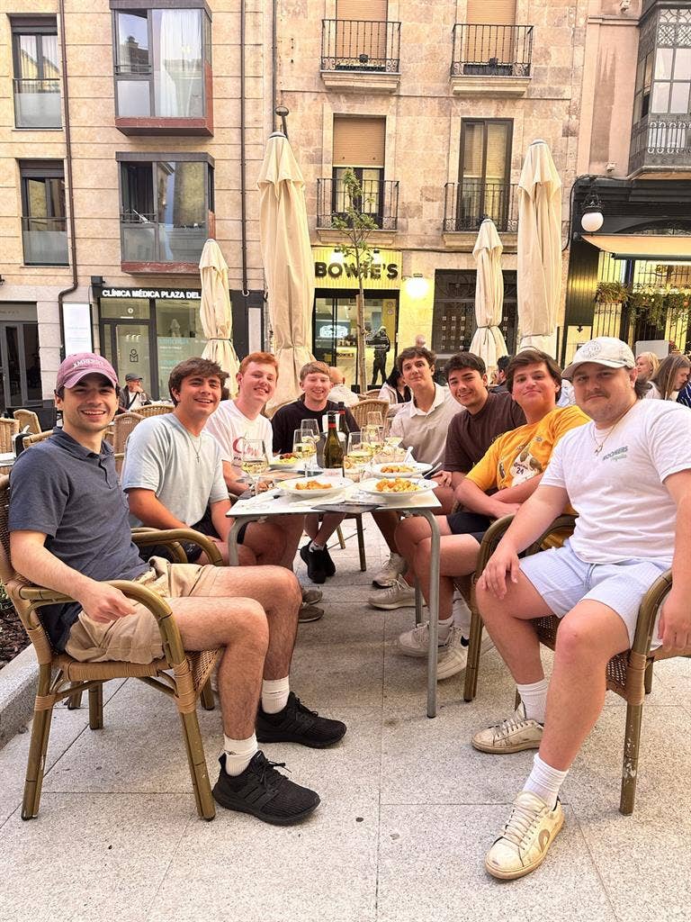 Looking for a room and roommate