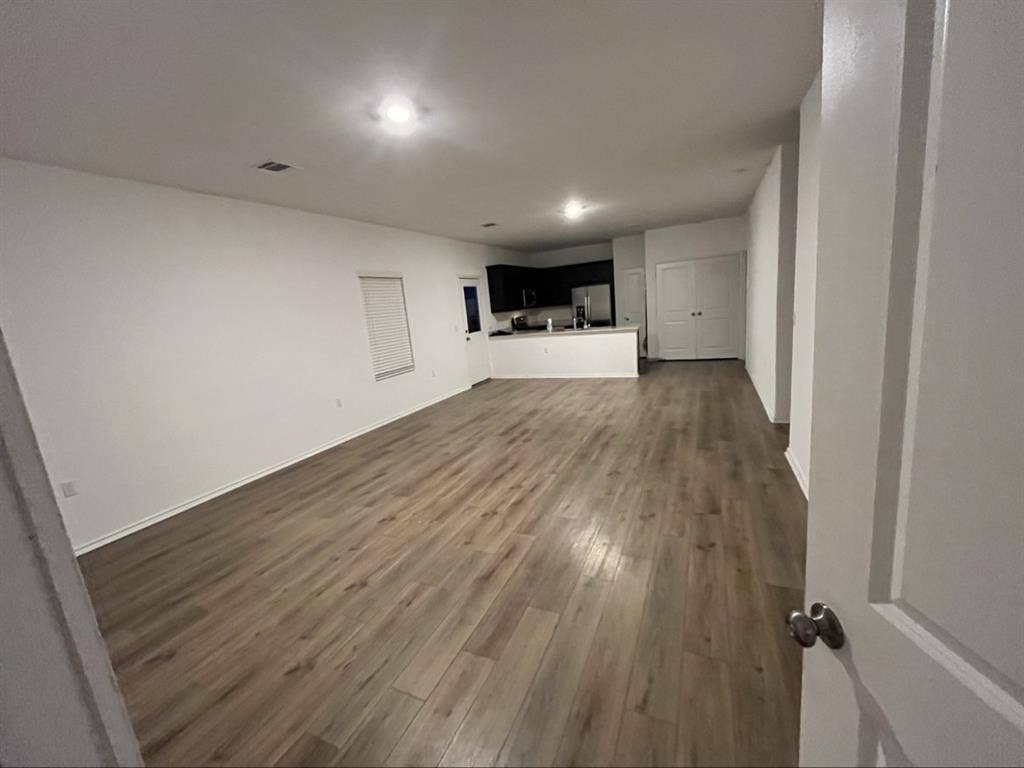 3BR Solar Home w/ Big Yard