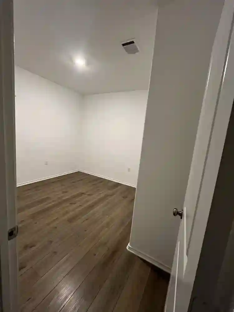 3BR Solar Home w/ Big Yard