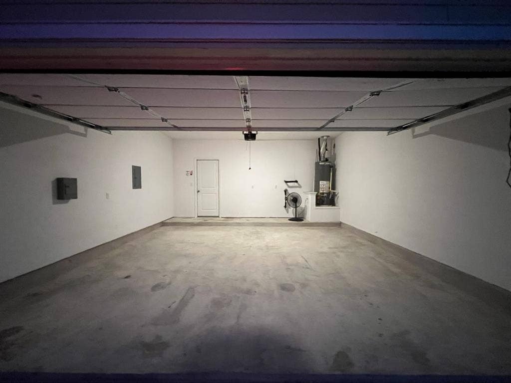 3BR Solar Home w/ Big Yard