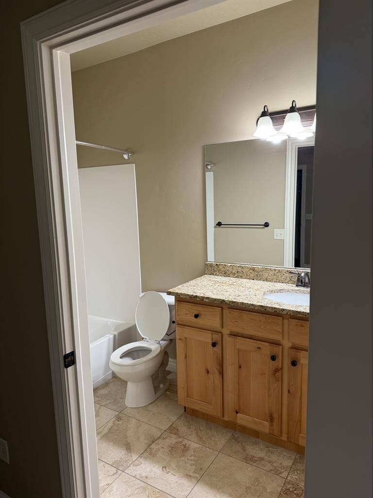Private Room & Bathroom