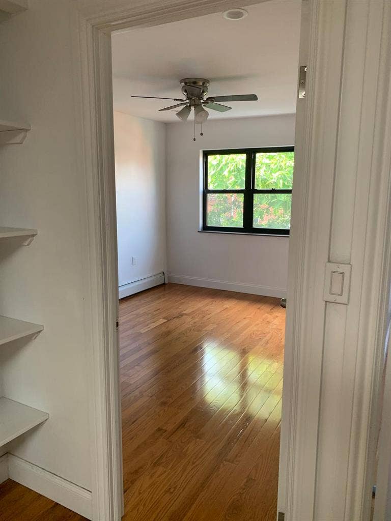 Private room for rent