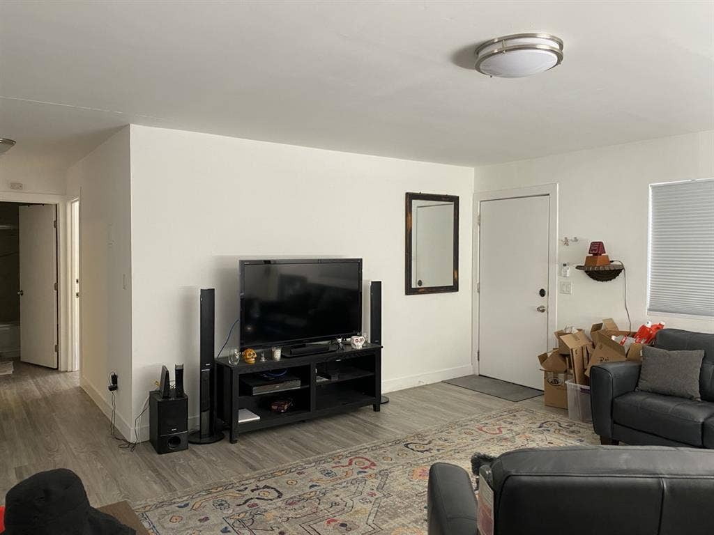 Room for rent Northeast LA,