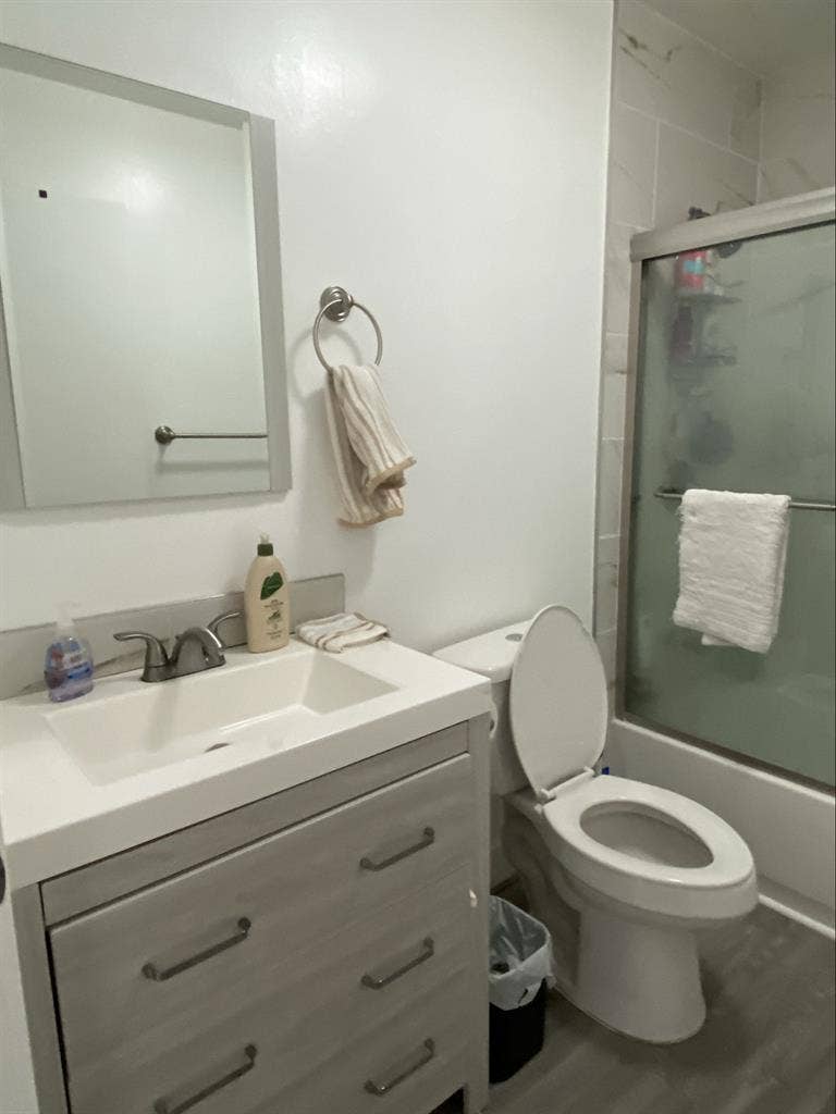 Room for rent Northeast LA,