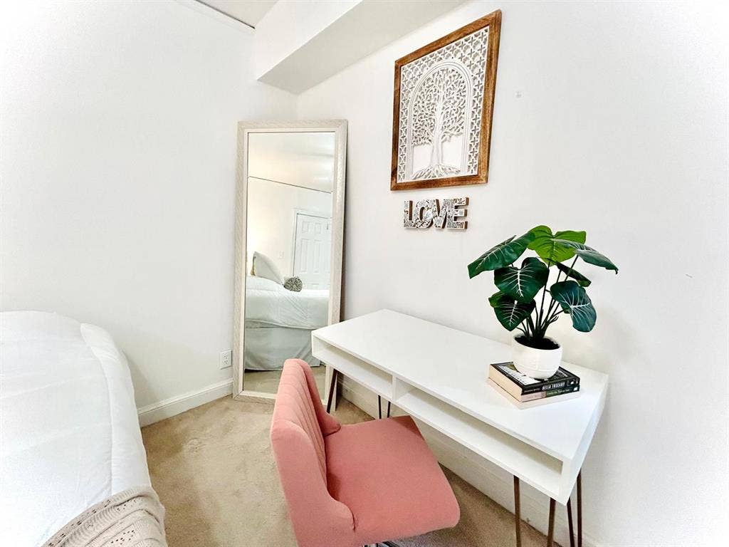 Private Room Decatur | Emory Area