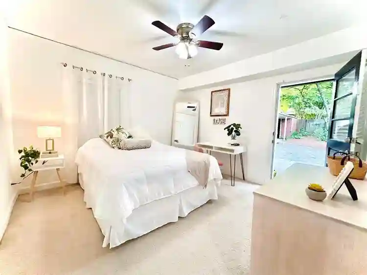 Private Room Decatur | Emory Area