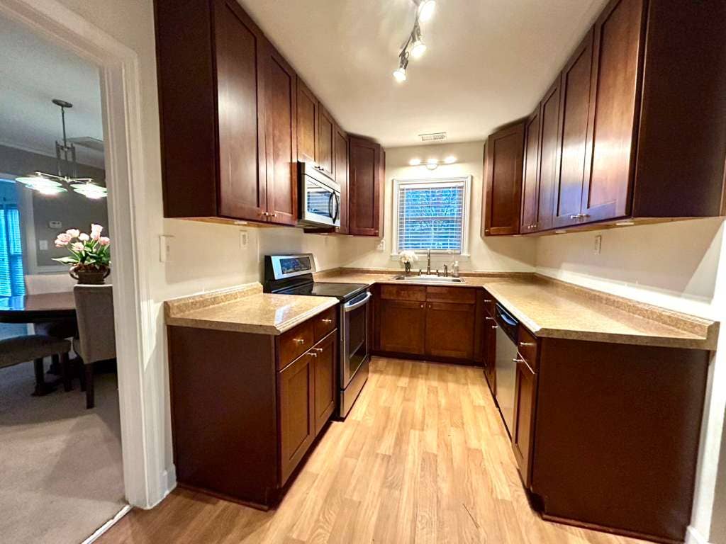 Private Room Decatur | Emory Area