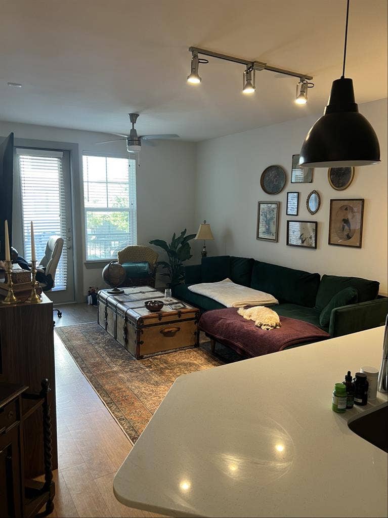 B in east austin sublease