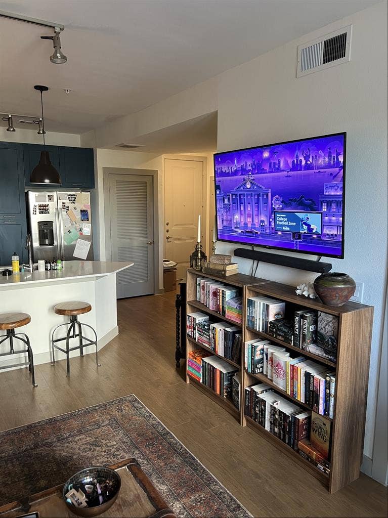 B in east austin sublease