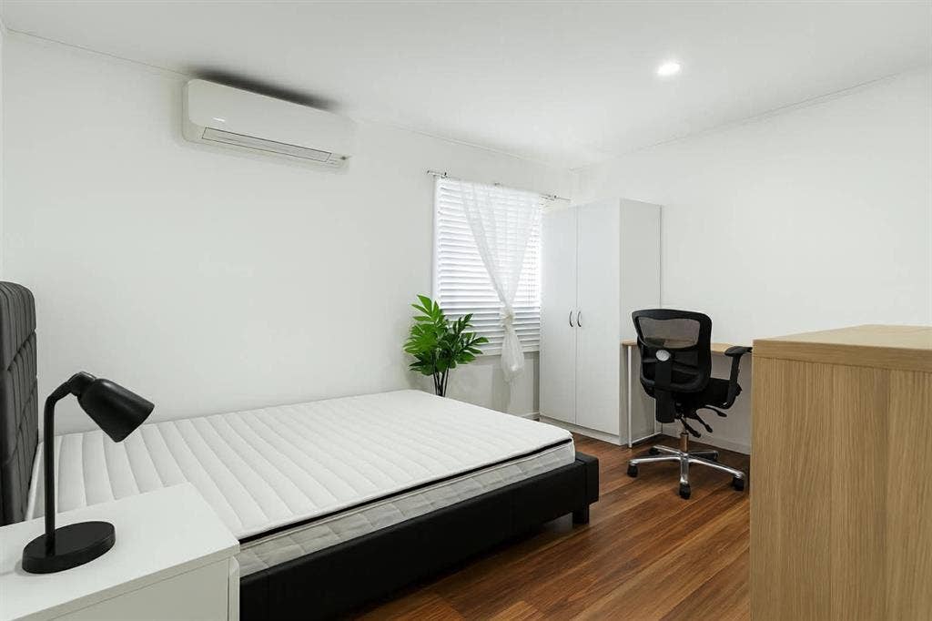 Room for rent in Springvale
