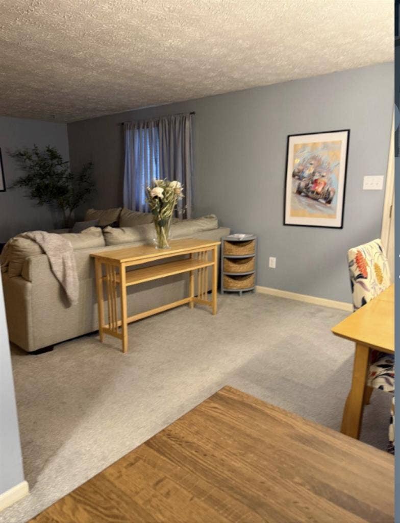 Primary Bed/Bath - queen & walk-in