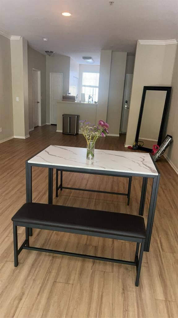 Room available end of December