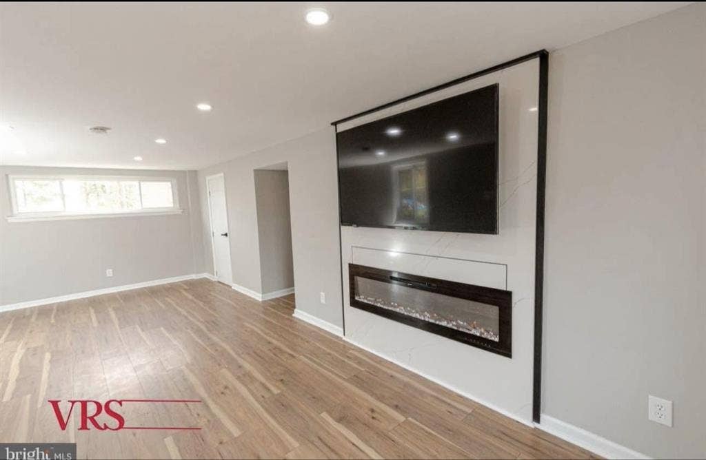 Gorgeous renovated 5BR house