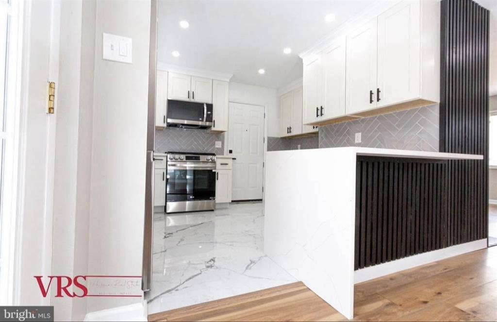 Gorgeous renovated 5BR house