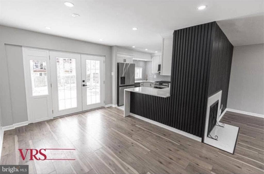 Gorgeous renovated 5BR house