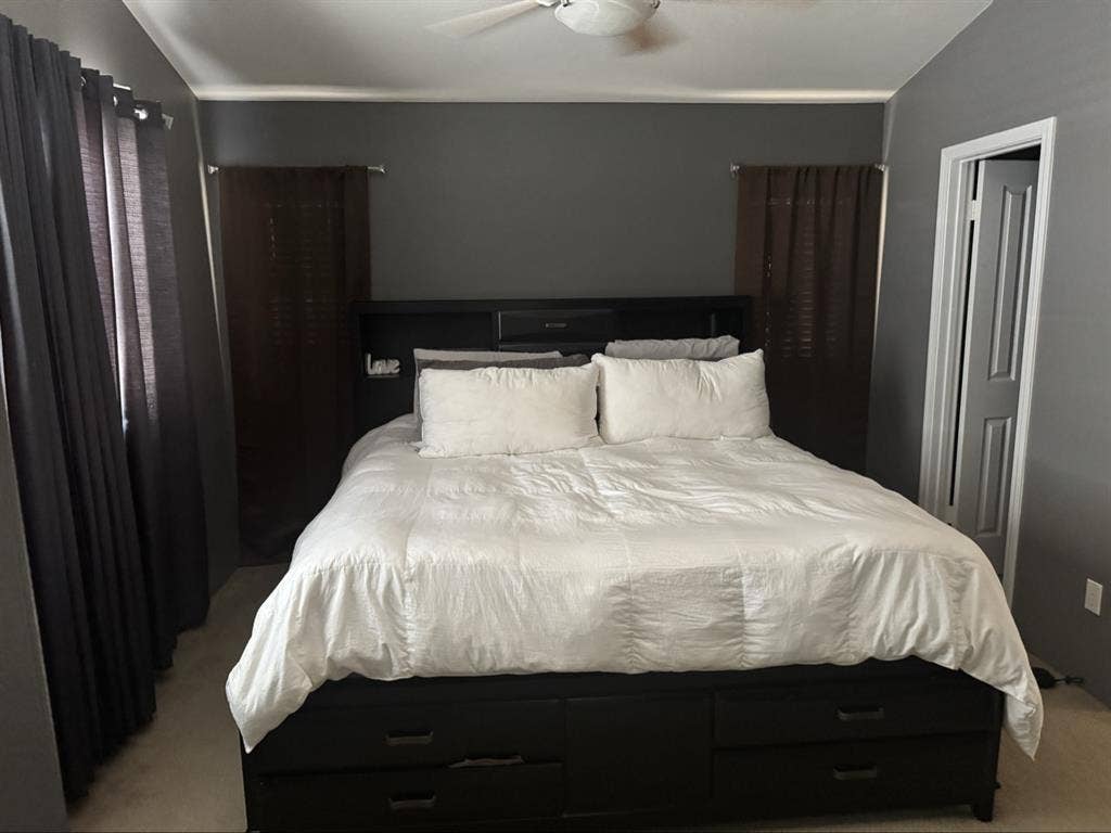 Nice home located in Ewa Beach!