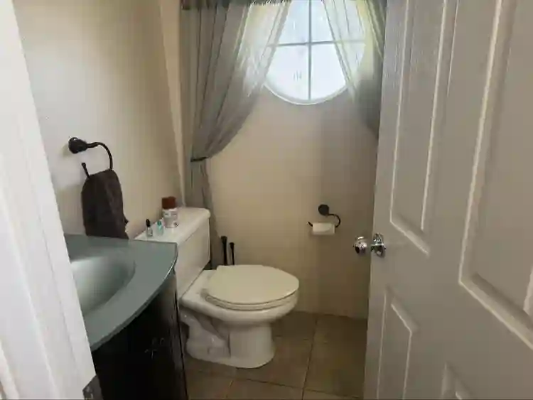 Nice home located in Ewa Beach!