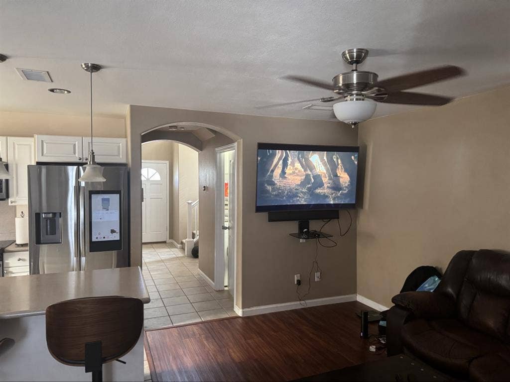 Nice home located in Ewa Beach!