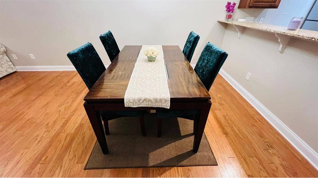 Fully Furnished Rooms for Rent