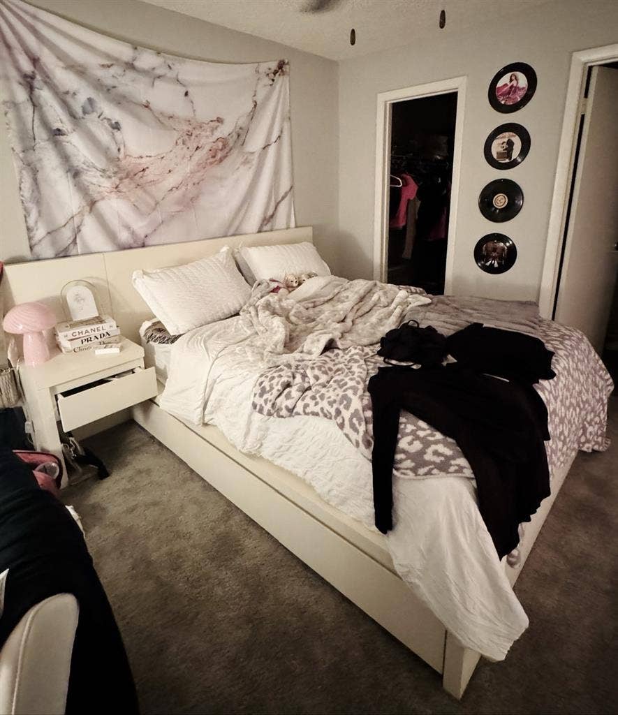 URGENT SPRING SUBLET AVAILABLE!