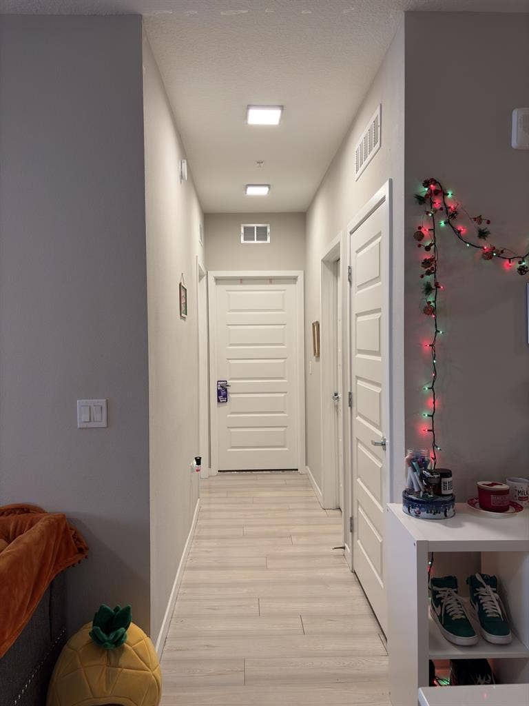 looking for female roommate