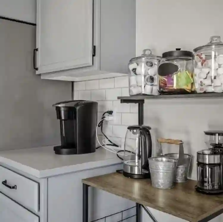 Rooms available in modern home