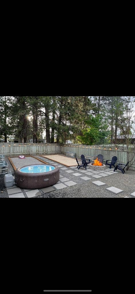 Rooms available in modern home