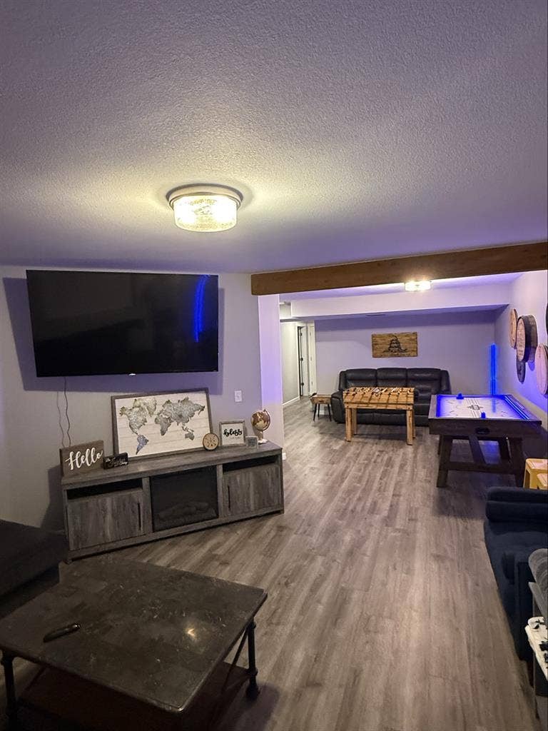 Rooms available in modern home