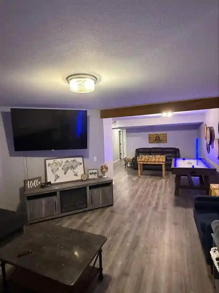 Rooms available in modern home