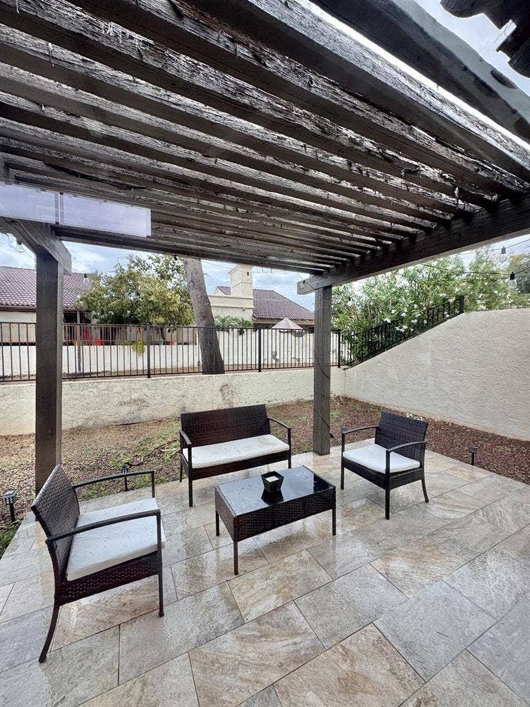 Scottsdale room for rent