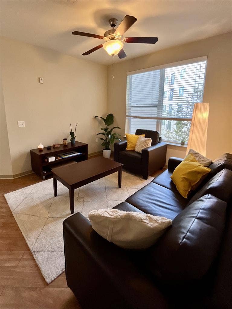 Sublease spring  January July