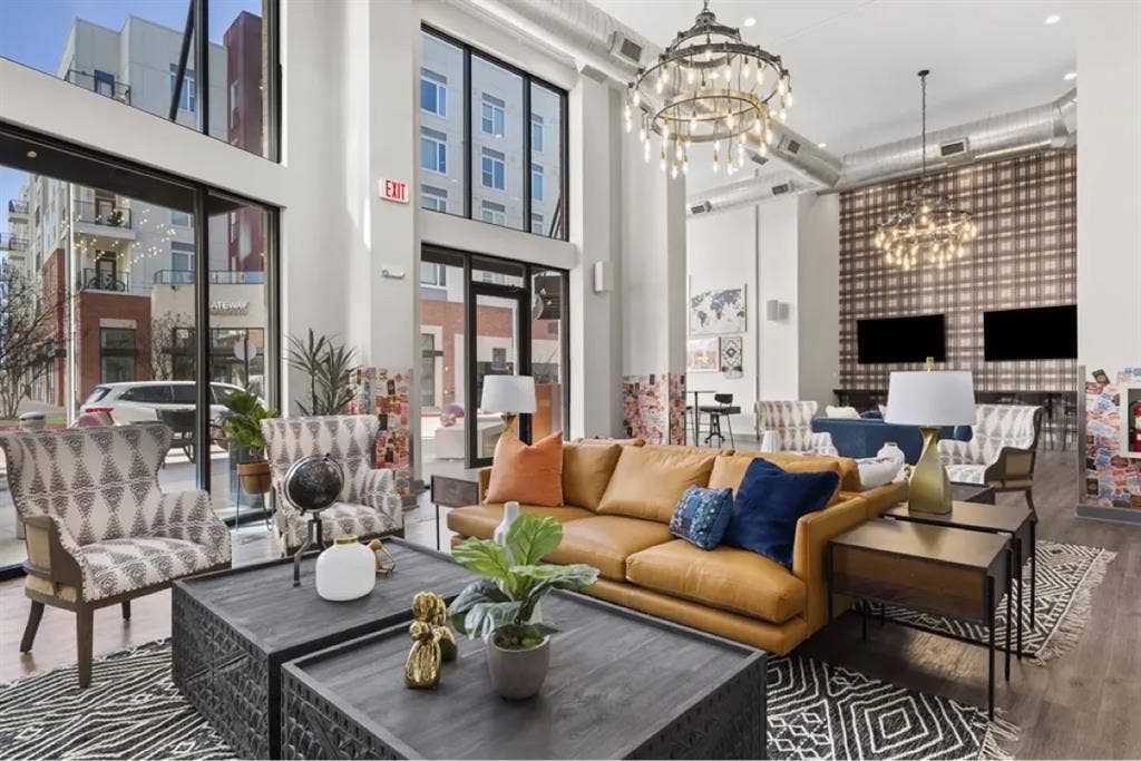 Sublease spring  January July