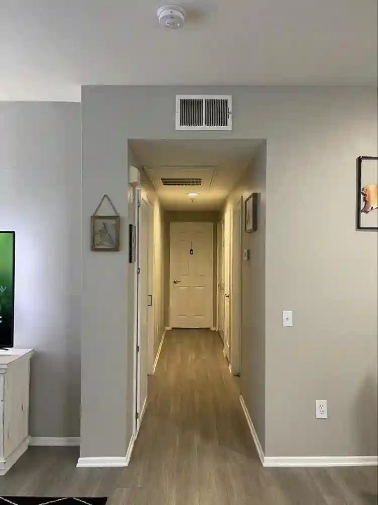 Private room and bathroom