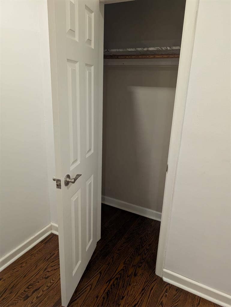 Private room for rent !