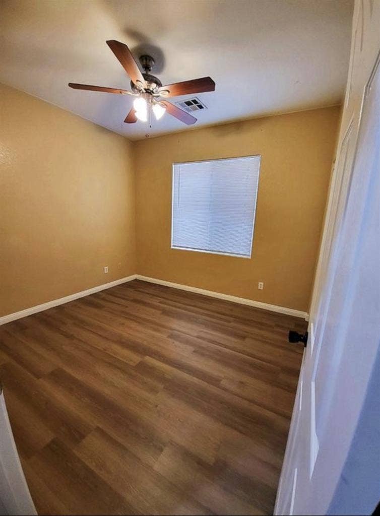 2 bedrooms for rentt