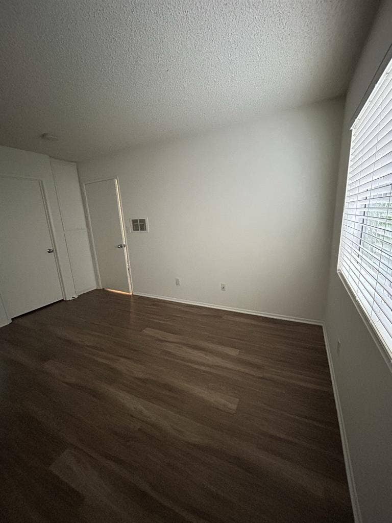 Room with Private Bath in Sawtelle