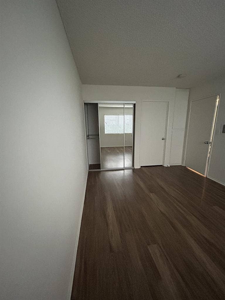 Room with Private Bath in Sawtelle