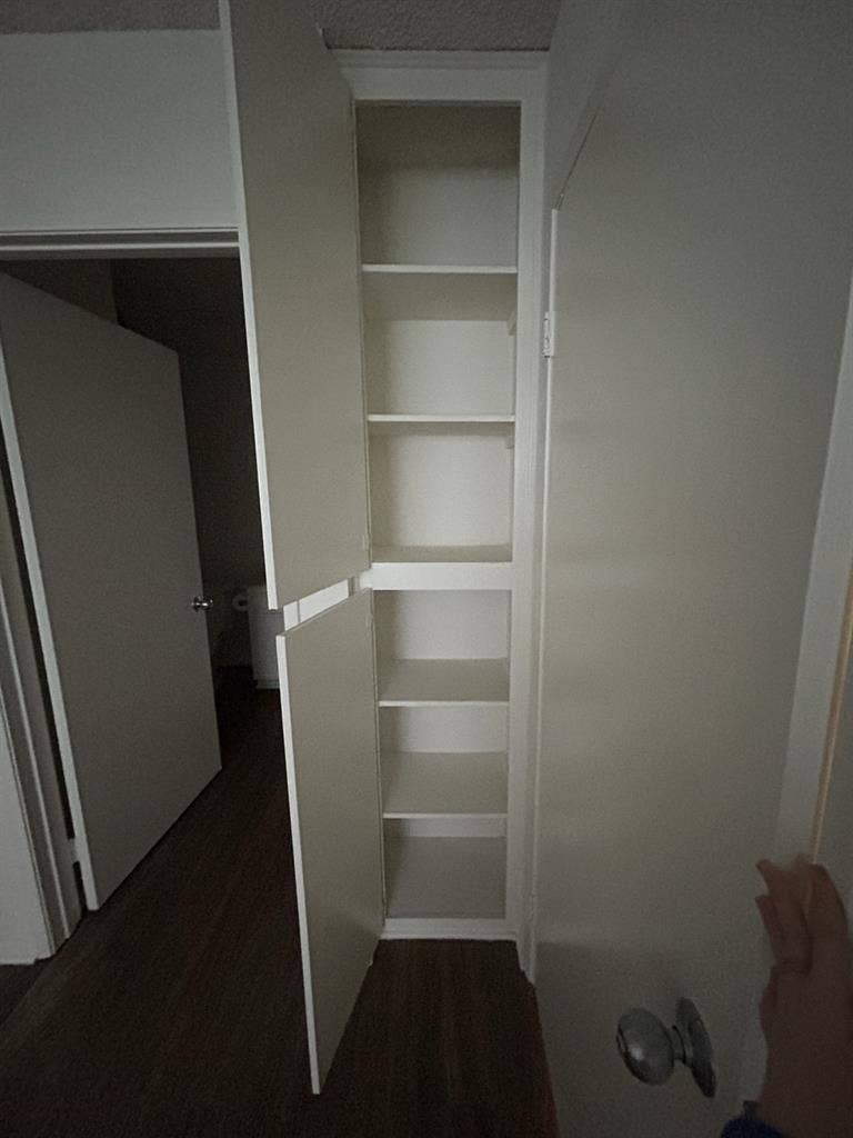 Room with Private Bath in Sawtelle