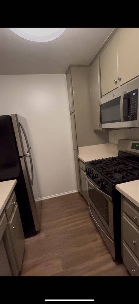 Room with Private Bath in Sawtelle