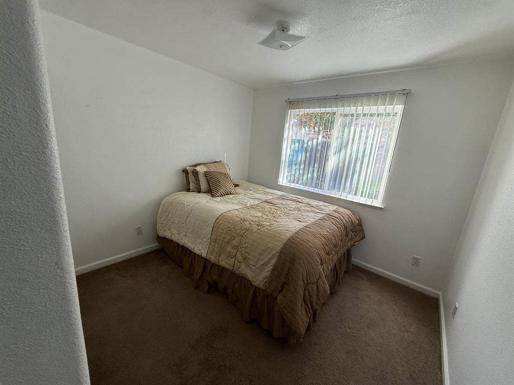 Room for Rent Near Airport