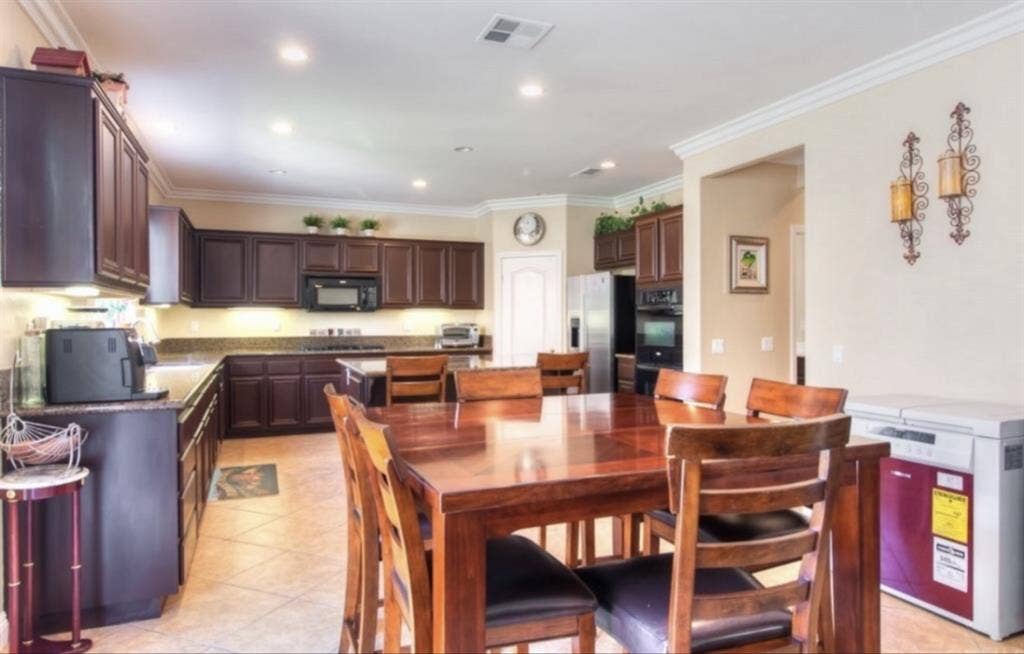 Private room for rent