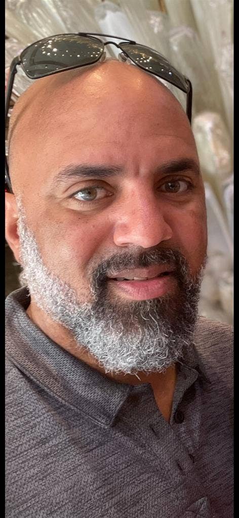 Clean and spacious room for rent.